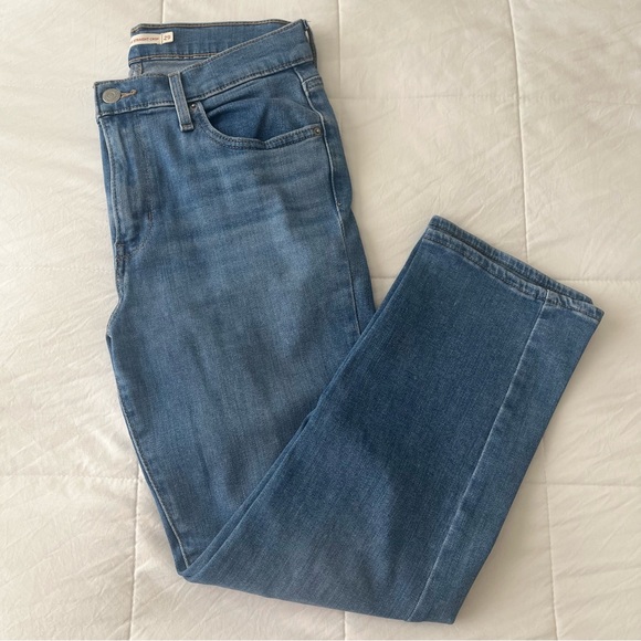 Levi's Denim - Levi’s High Rise Straight Crop Women Jeans Size 29‎